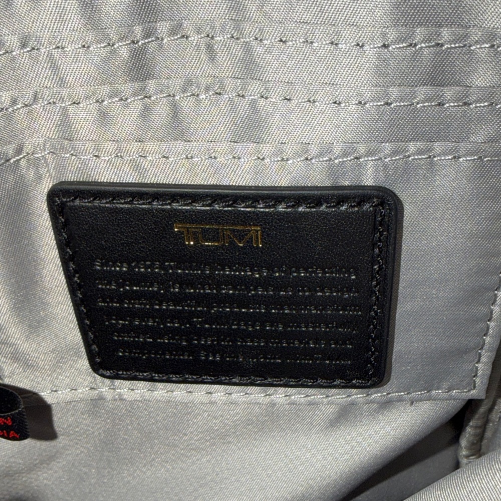 ‼️Tumi Voyageur Ruma Black Nylon Crossbody Bag - Picture 12 of 12